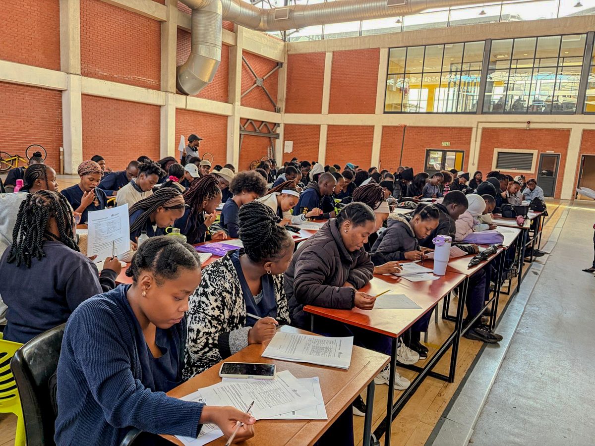 CWWs in a classroom training session